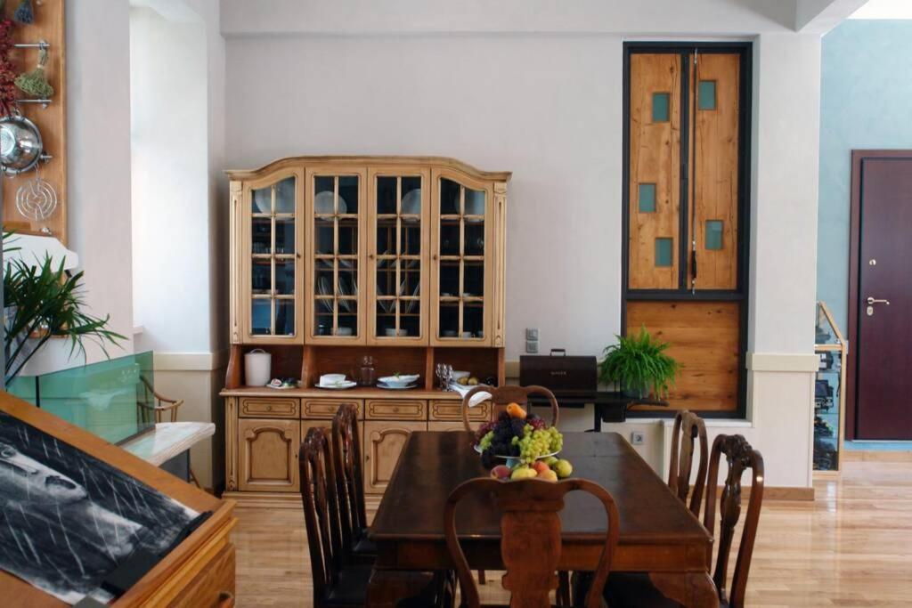 אתונה Unique - Spacious Studio With Rooftop / Thissio מראה חיצוני תמונה